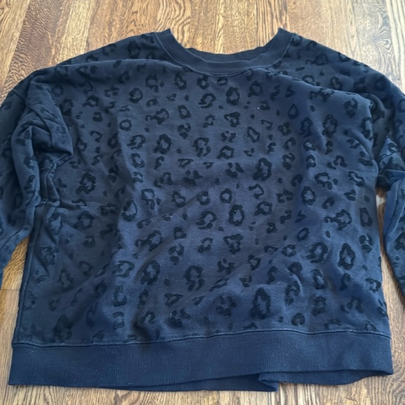 Z Supply Women’s Black Leopard Print Women's Sweater Size Small - Picture 2 of 7